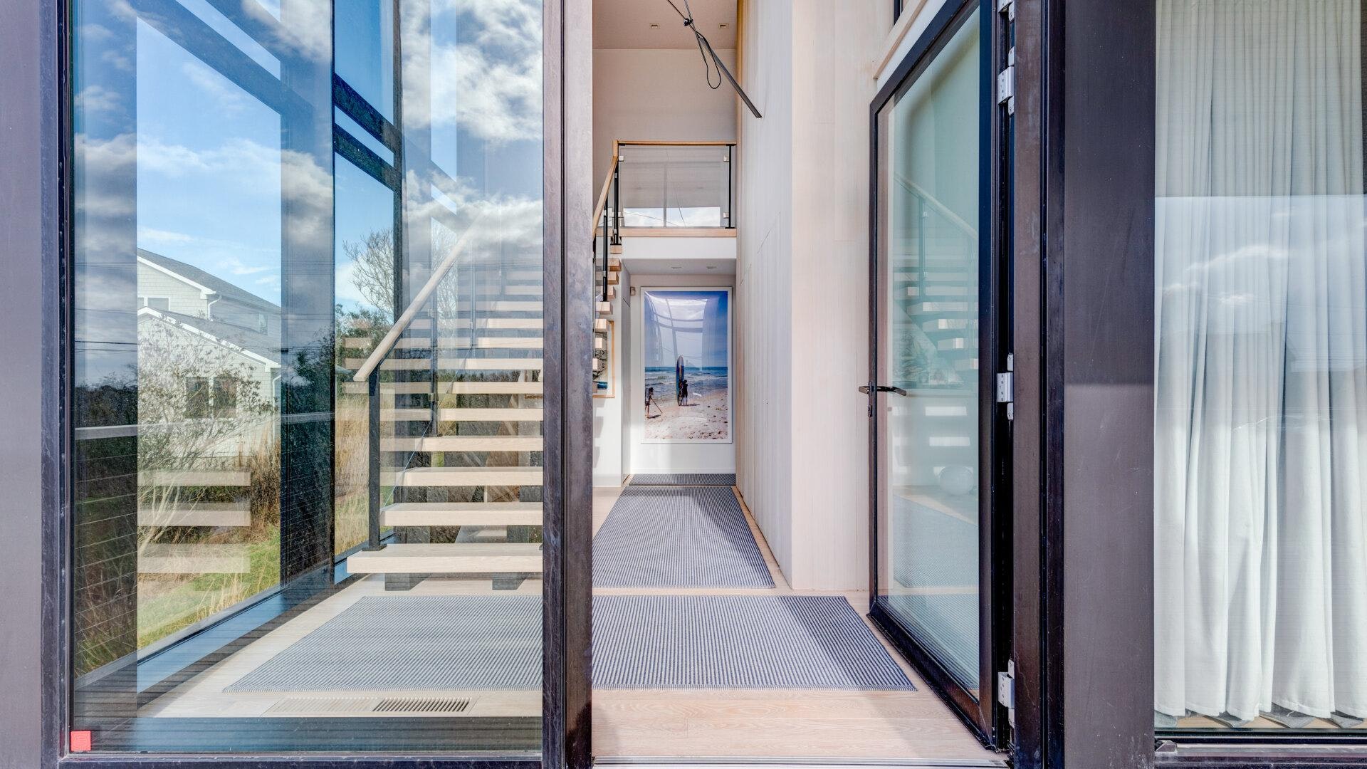 Hamptons Home 999771