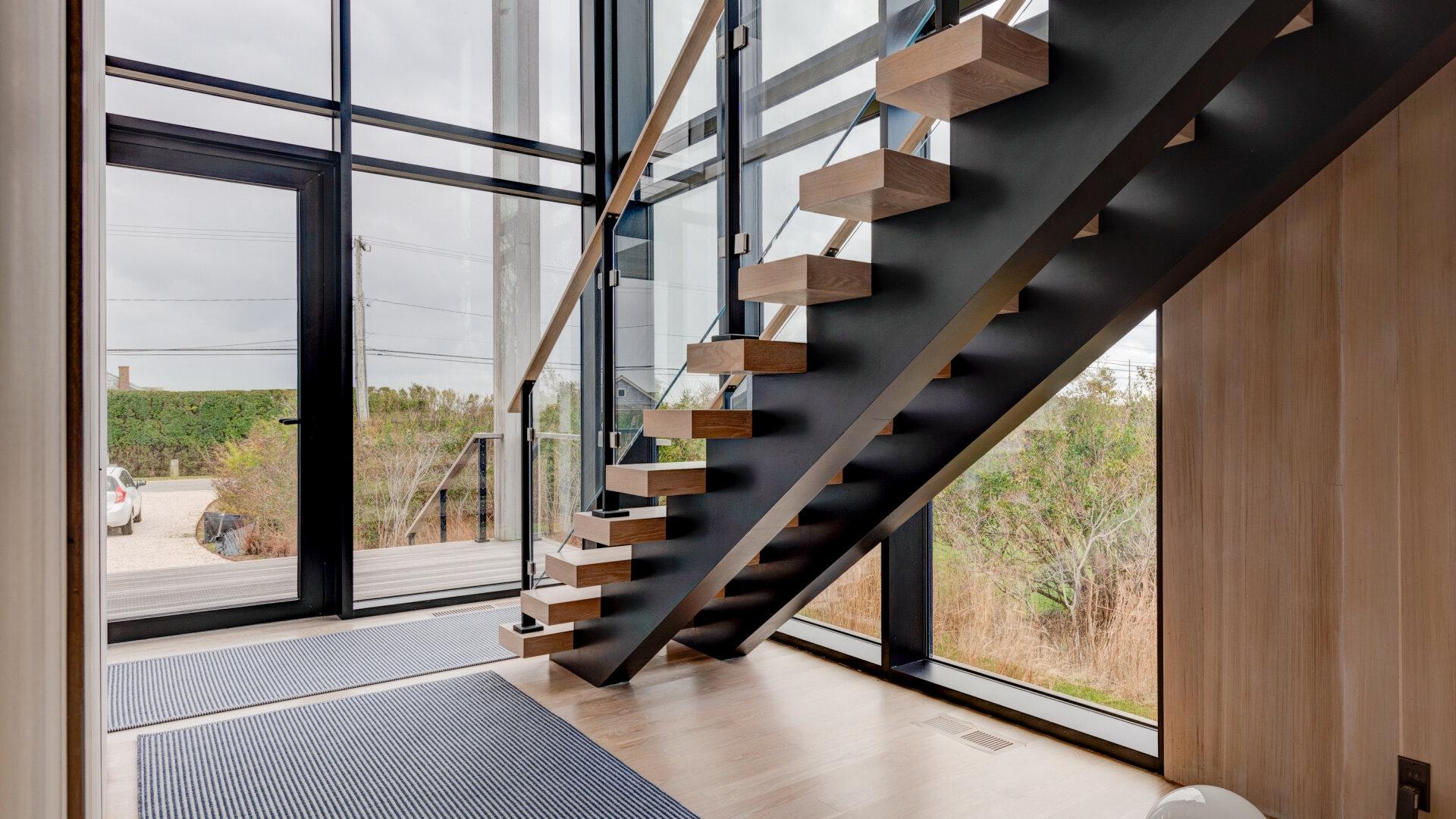 Hamptons Home 999771