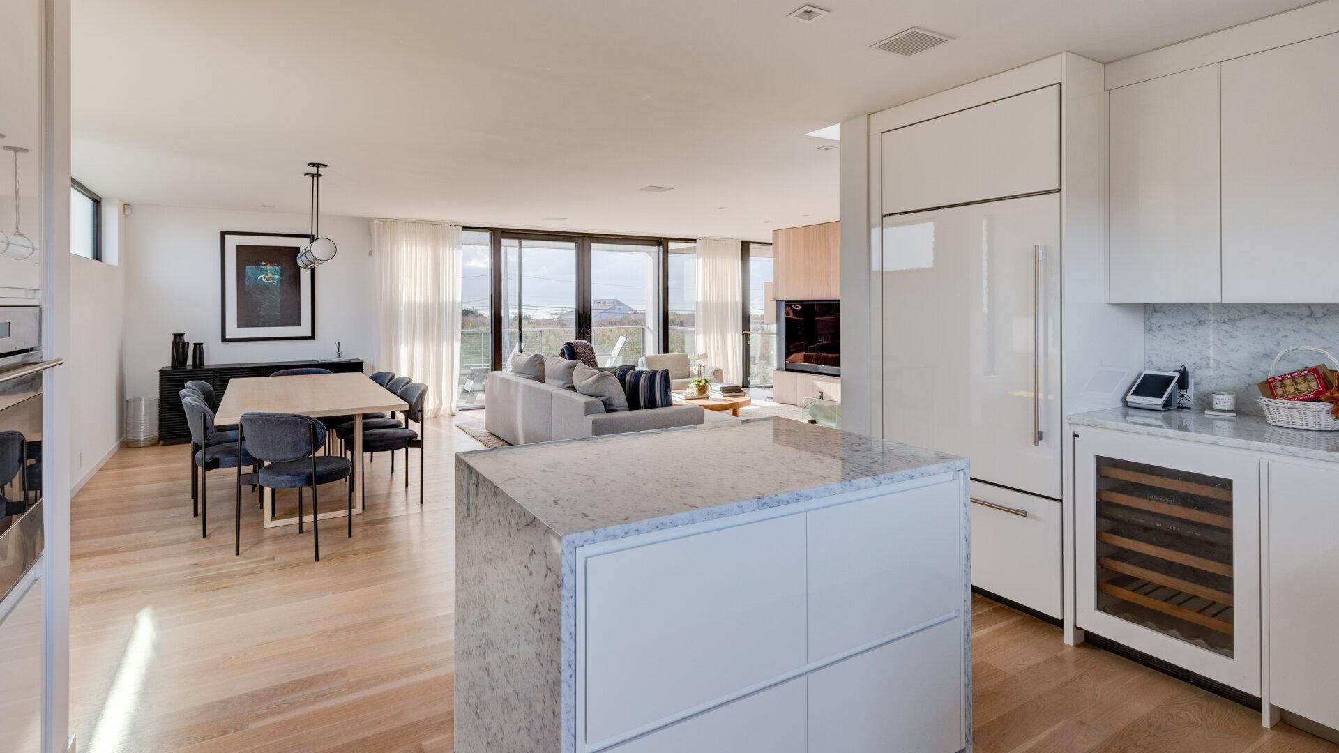 Hamptons Home 999771