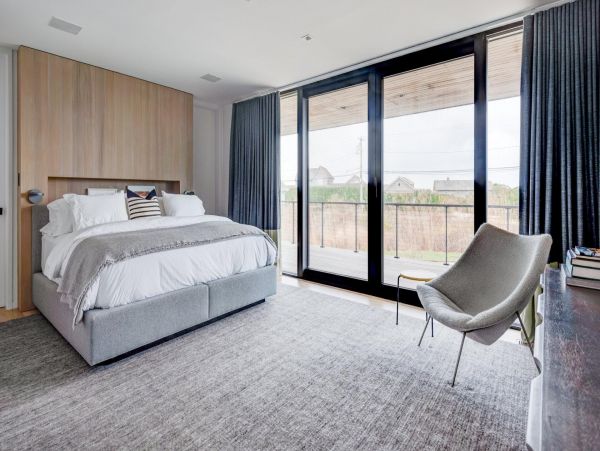 Hamptons Home 999771