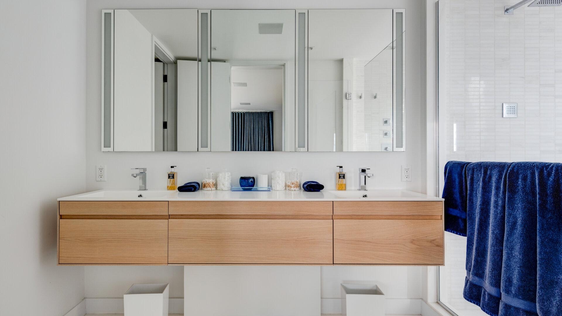 Hamptons Home 999771