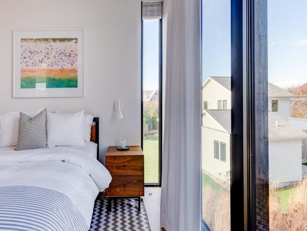 Hamptons Home 999771