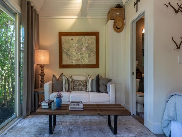 Hamptons Home 999773