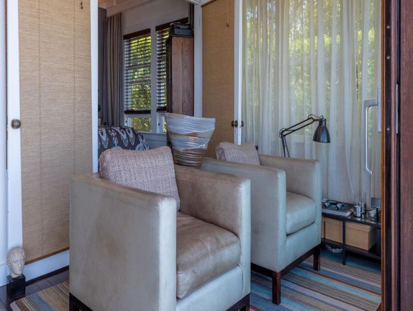 Hamptons Home 999773