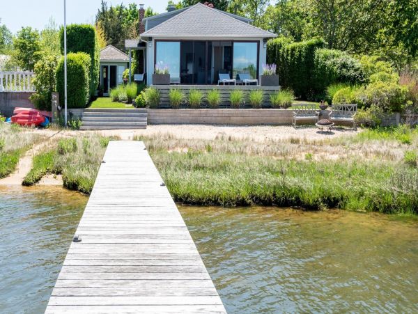 Hamptons Home 999773