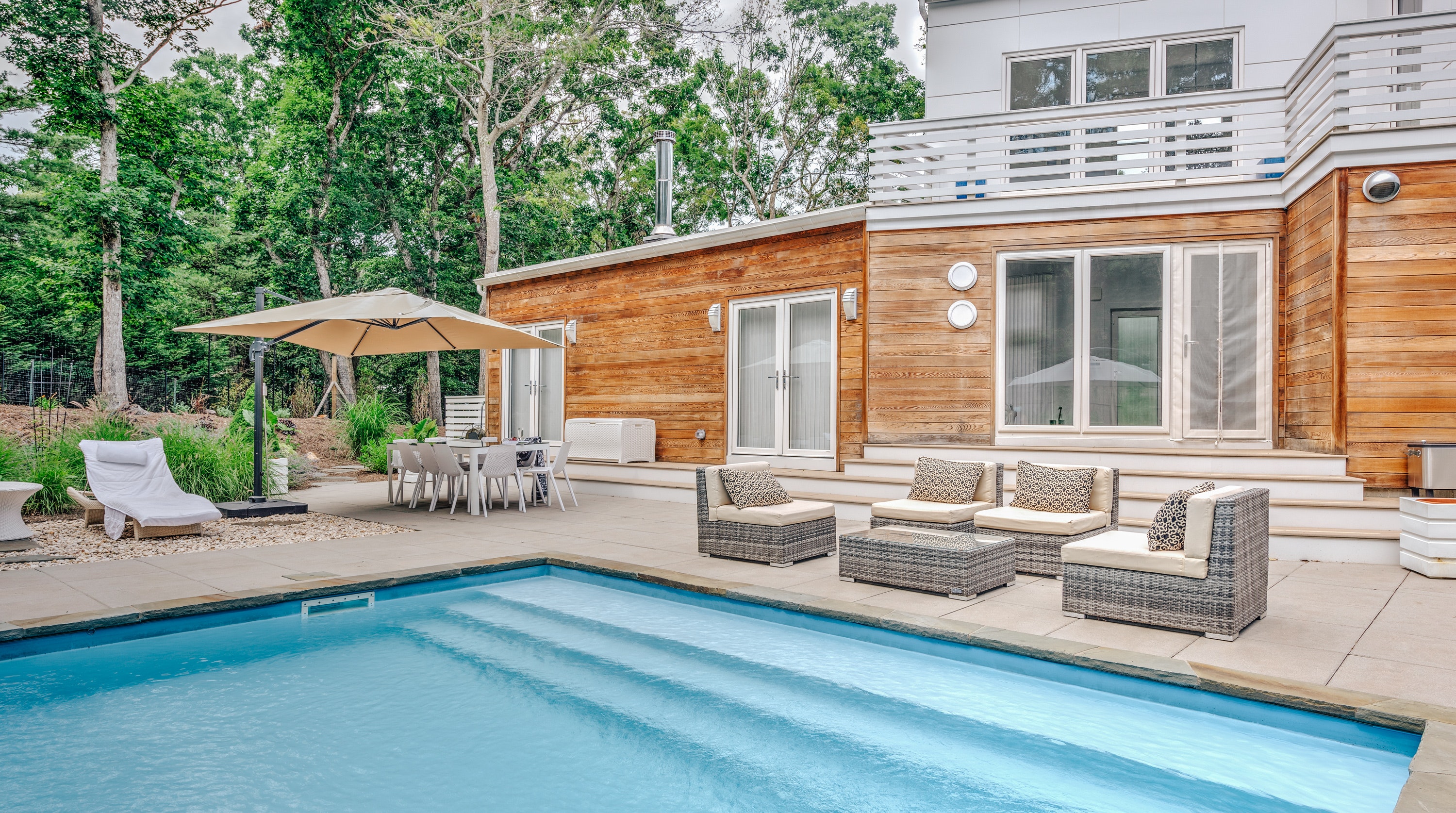 Hamptons Home 999775