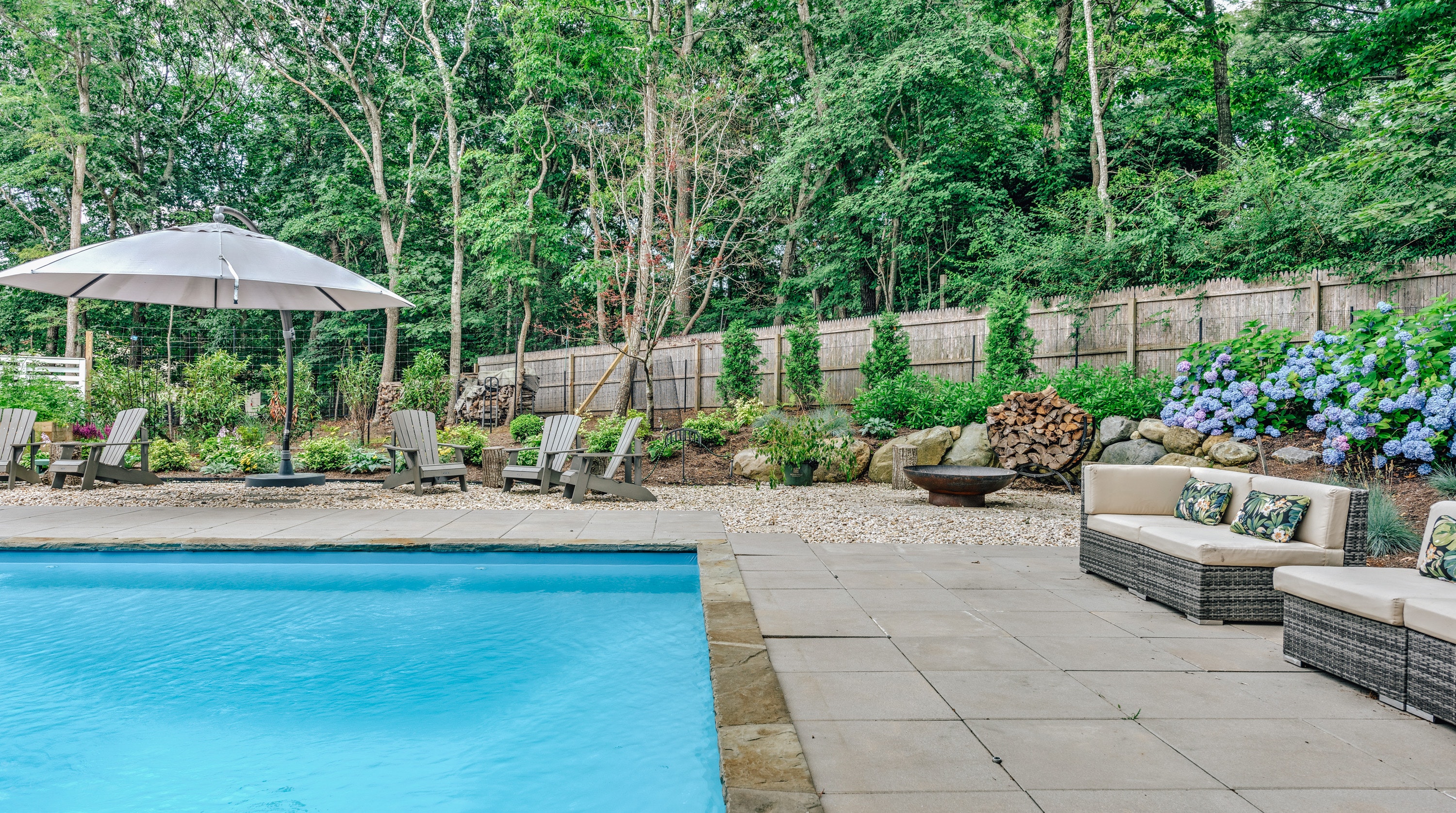 Hamptons Home 999775