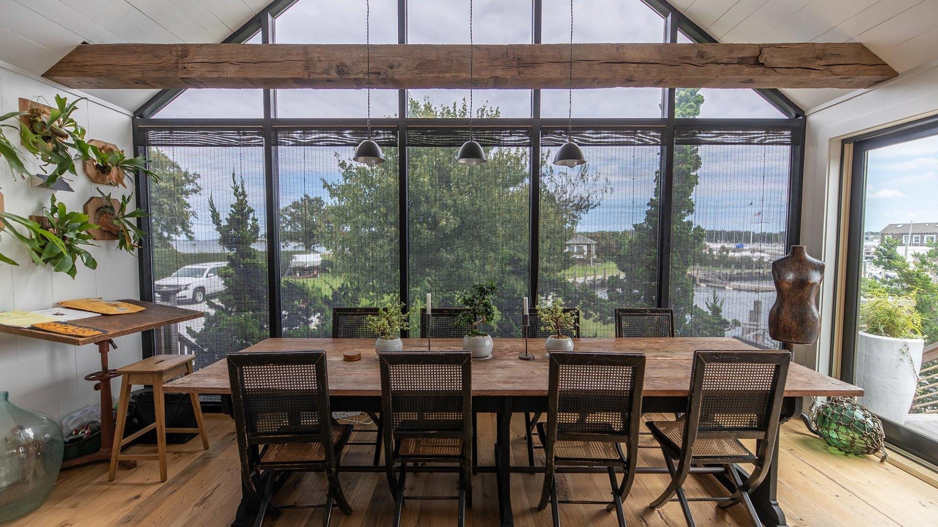 Hamptons Home 999777