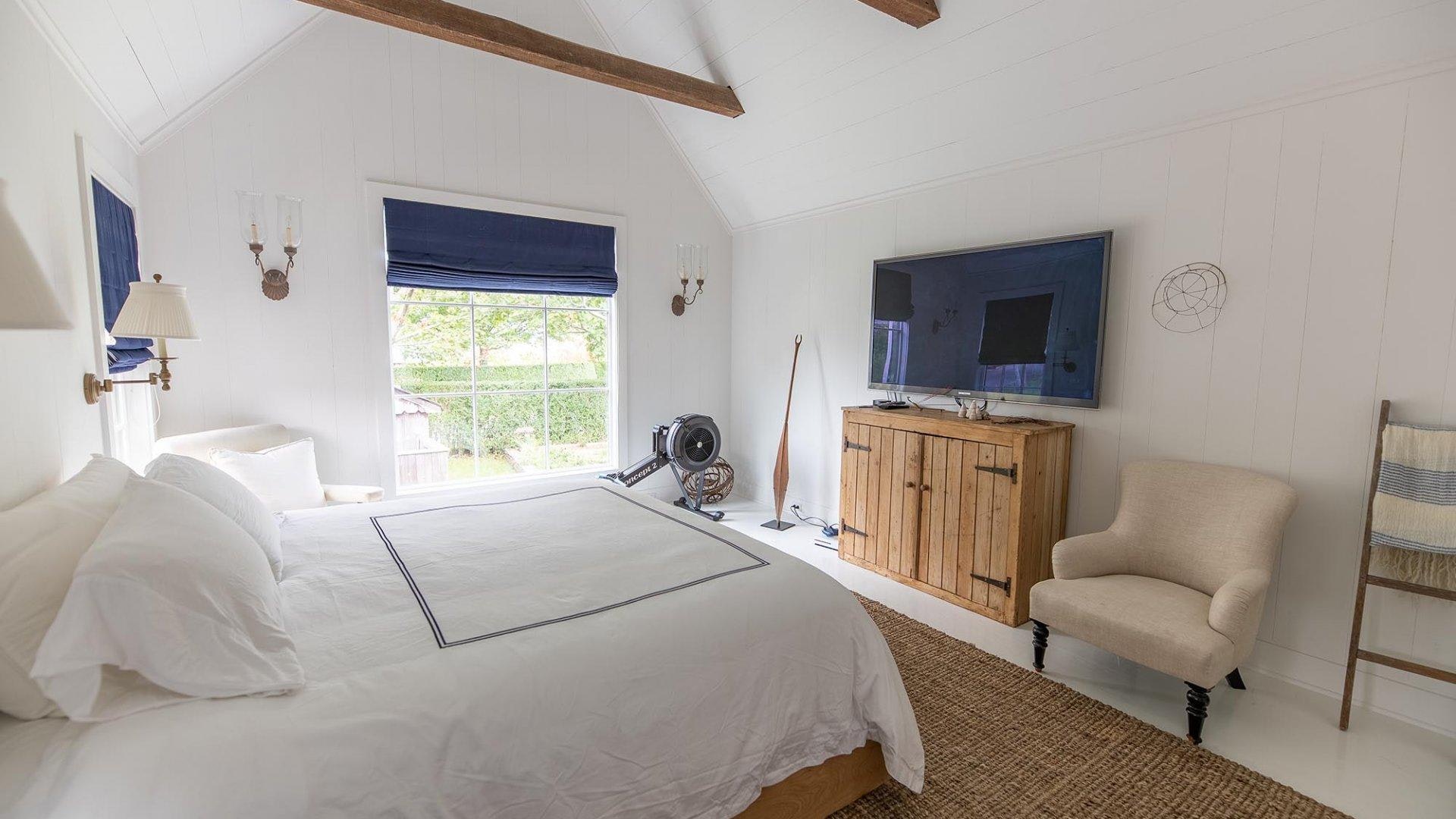 Hamptons Home 999777