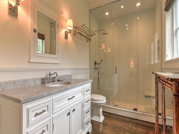 Southampton Vacation Home Six Bedroom with Pool