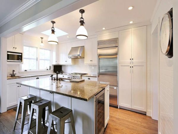 Beautiful Hamptons Vacation Rental with Private Pool