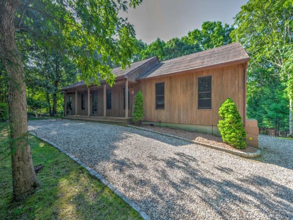 Hamptons Home 999782