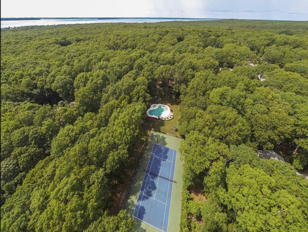 Hamptons Home 999782