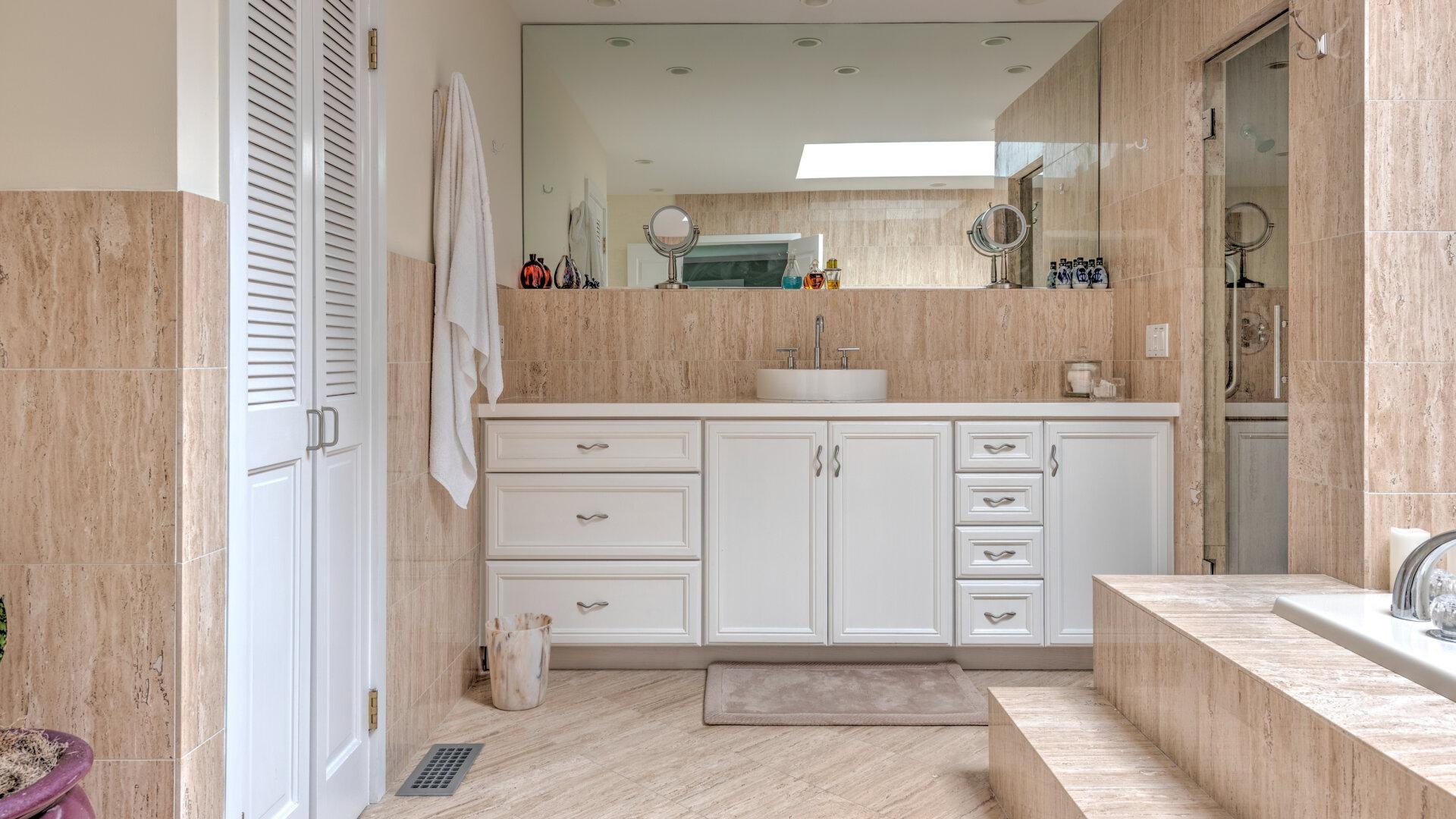 Hamptons Home 999783