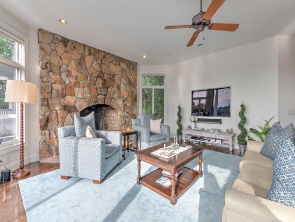 Beautiful Hamptons Vacation Rental with Private Pool