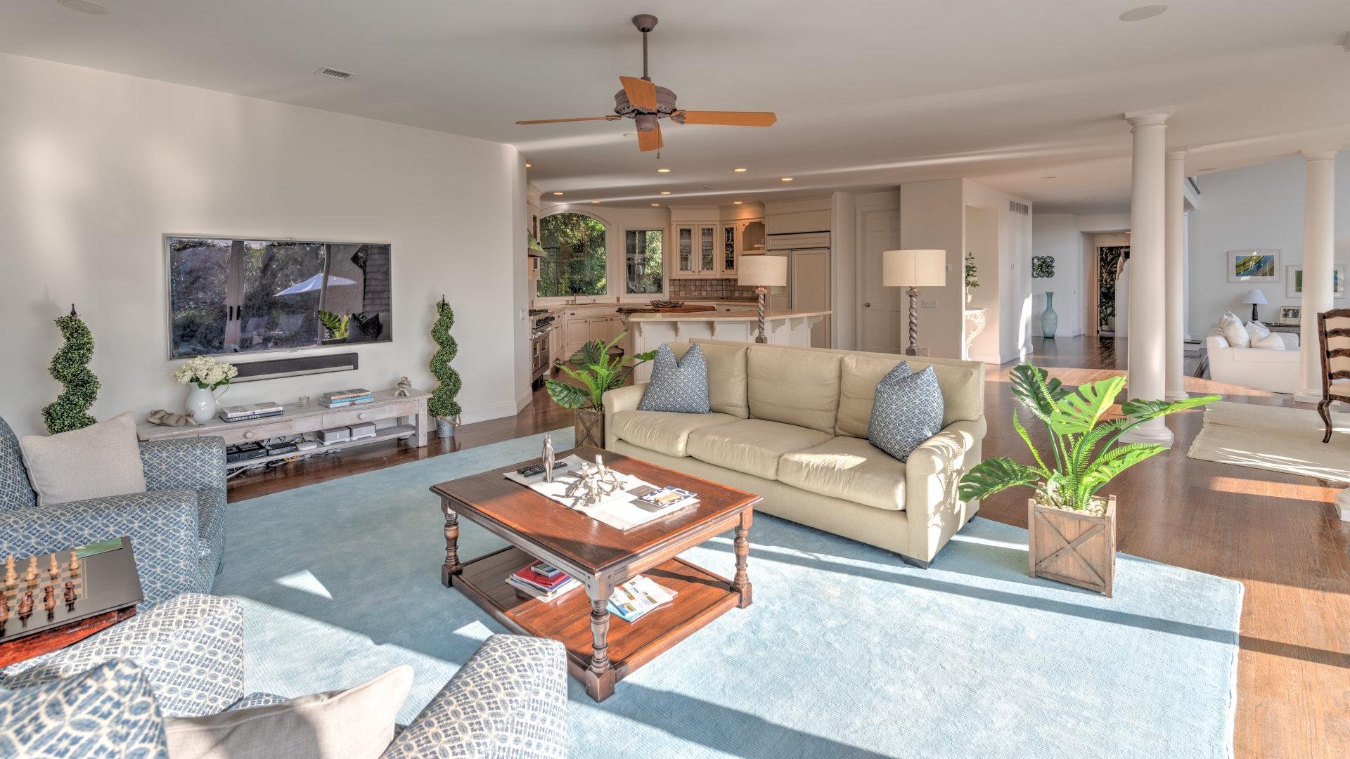 Beautiful Hamptons Vacation Rental with Private Pool