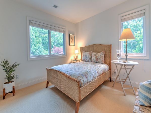 Beautiful Hamptons Vacation Rental with Private Pool