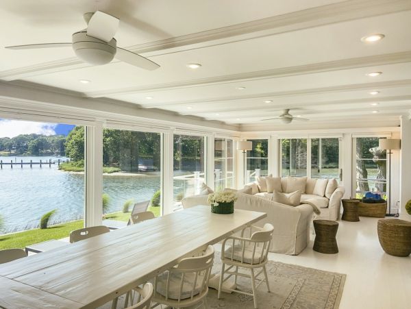 Hamptons Home 999785