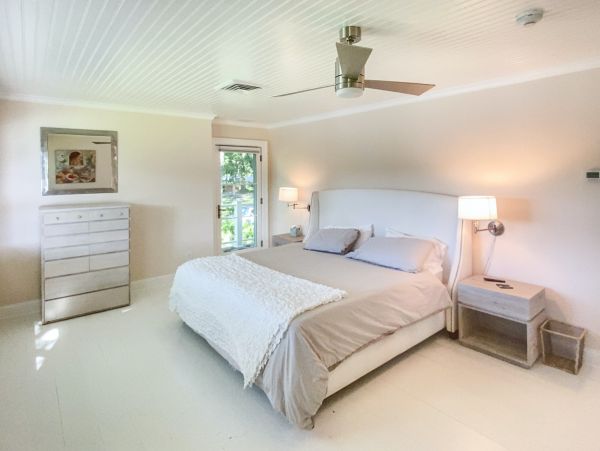 Hamptons Home 999785