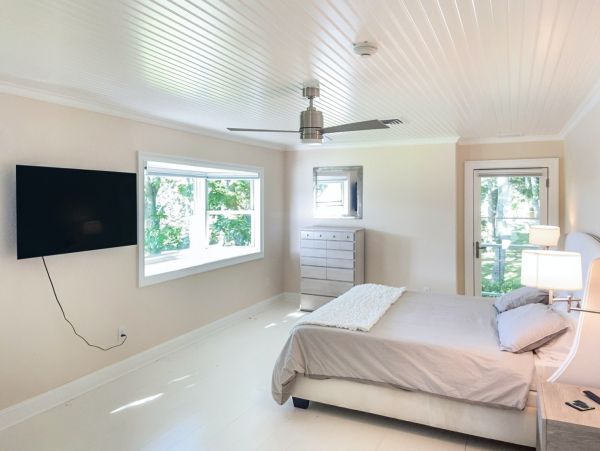 Hamptons Home 999785
