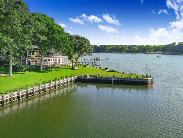 Hamptons Home 999785