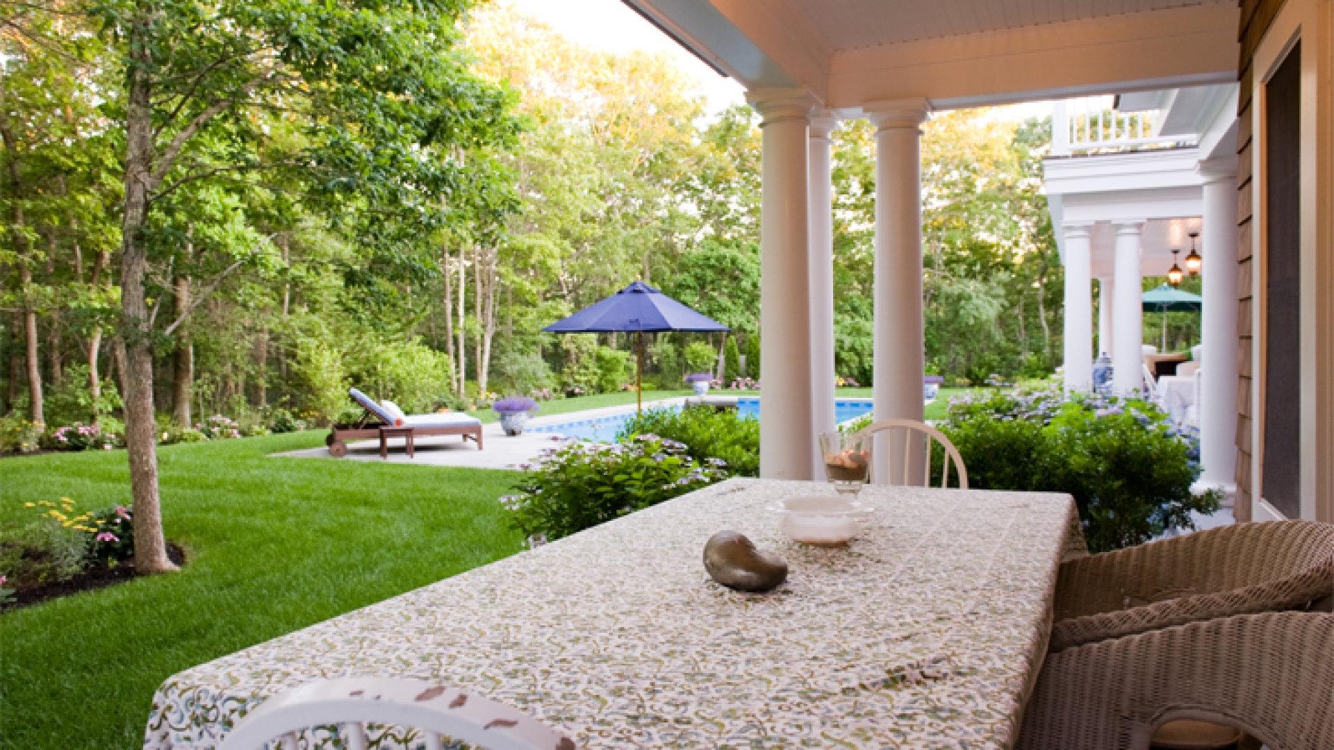 Southampton Vacation Home Four Bedroom with Pool
