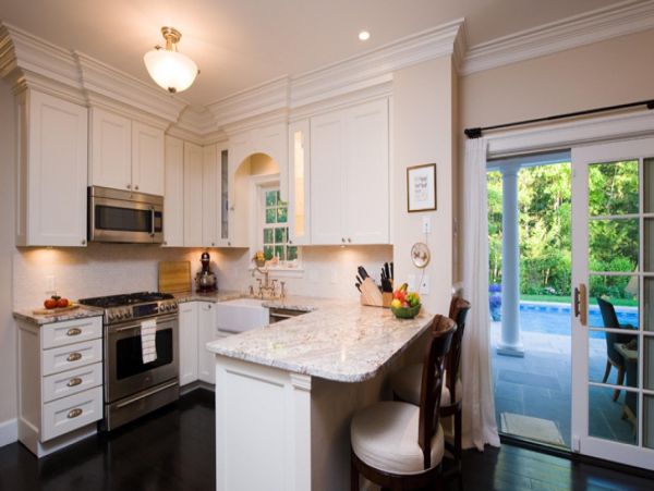Southampton Vacation Home Four Bedroom with Pool