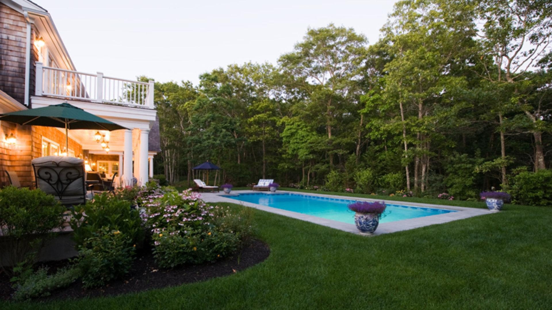 Southampton Vacation Home Four Bedroom with Pool