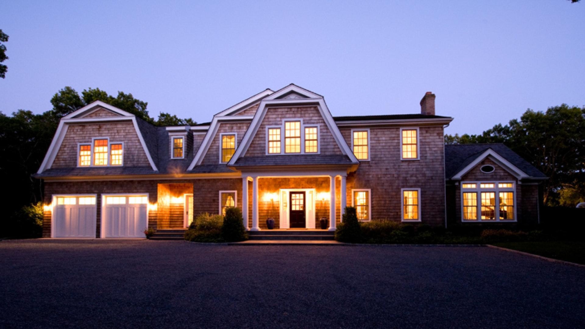 Southampton Vacation Home Four Bedroom with Pool