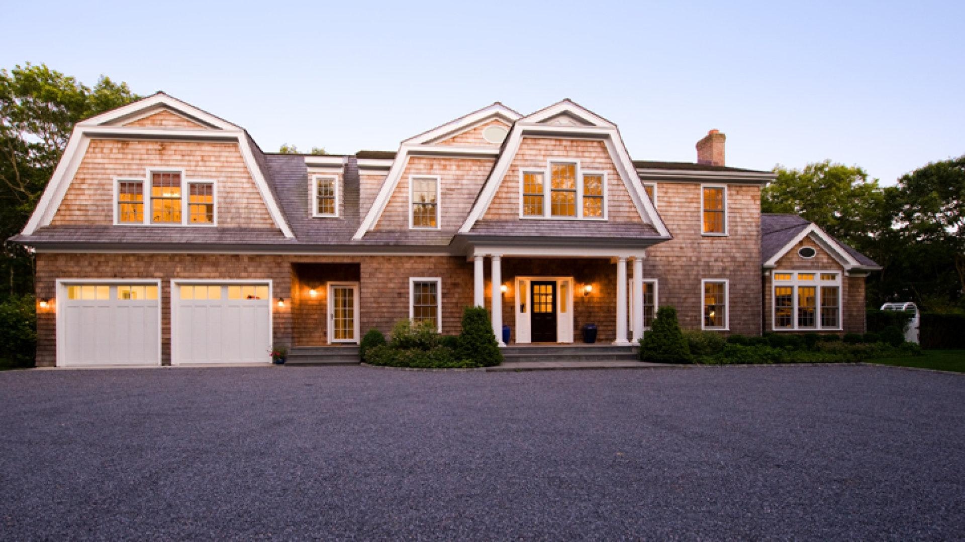Southampton Vacation Home Four Bedroom with Pool