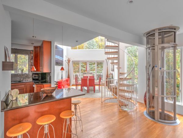 Gorgeous Hamptons Vacation Home with Private Pool Near Beach