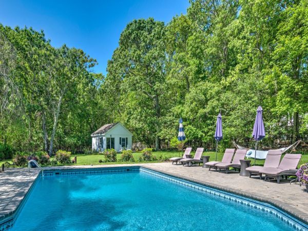 Gorgeous Hamptons Vacation Home with Private Pool Near Beach
