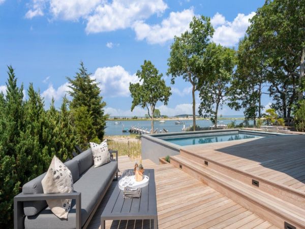 Sag Harbor Vacation Home Five Bedroom with Pool