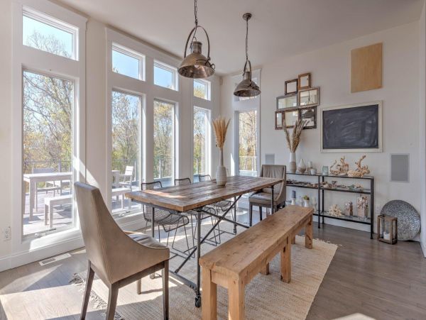 Walk to Beach Montauk Vacation Home Five Bedroom