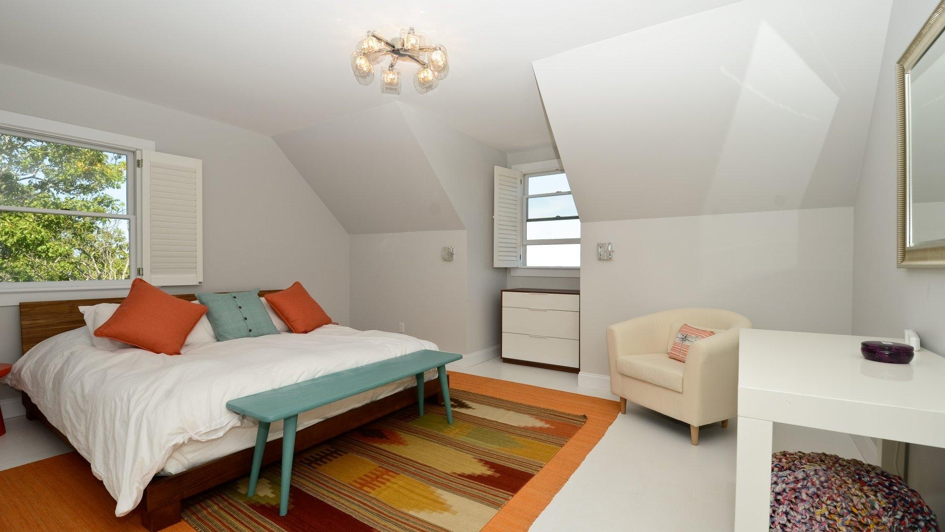 Walk to Beach Montauk Vacation Home Five Bedroom