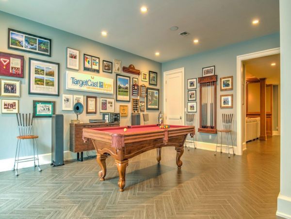 Hamptons Luxury Vacation Home Seven Bedroom with Pool