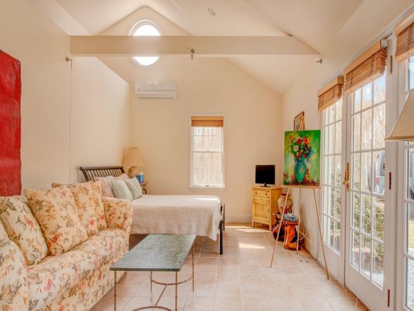Bridgehampton Vacation Home Five Bedroom
