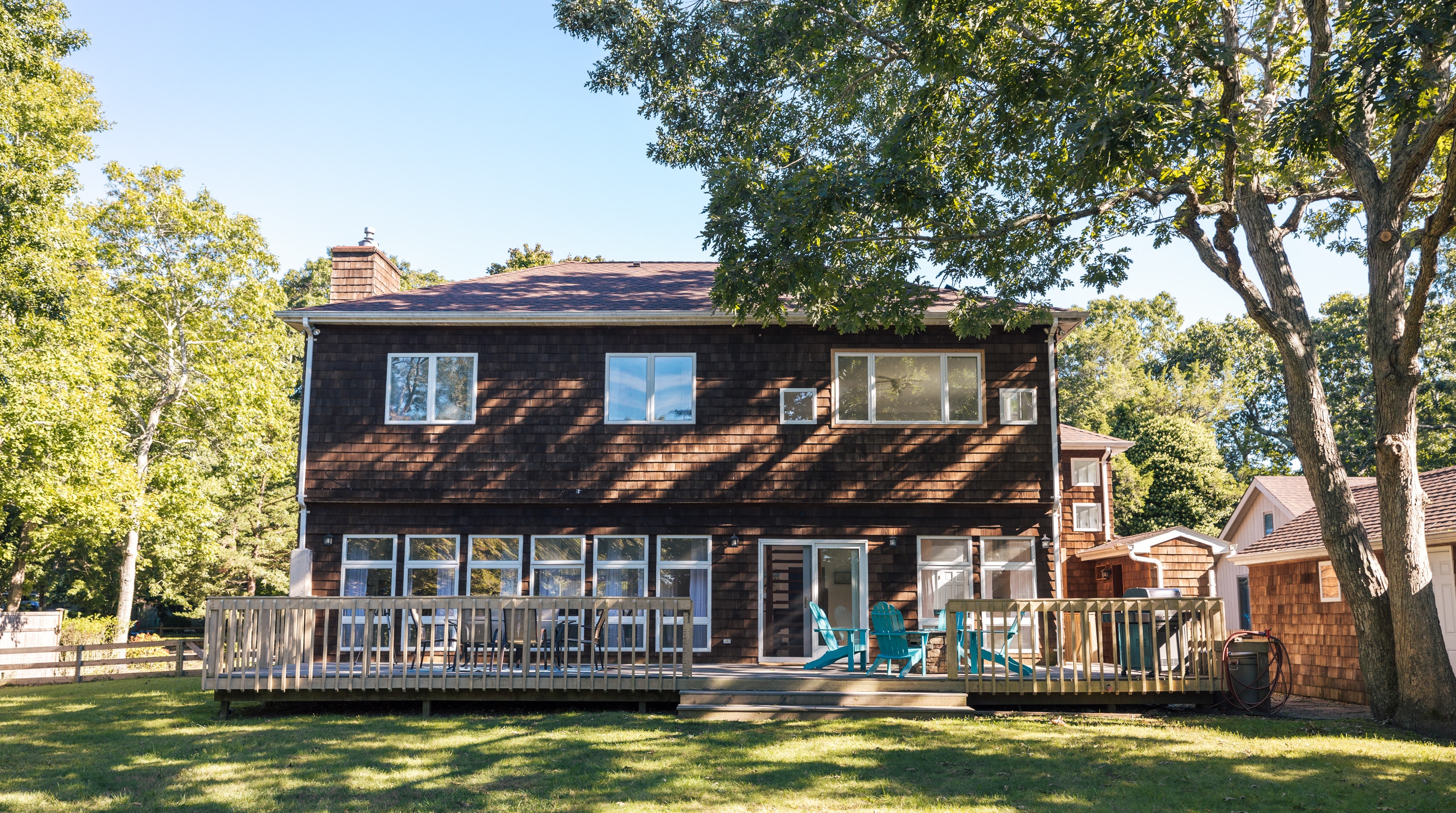 Hamptons Lovely Vacation Home Two Blocks to the Beach