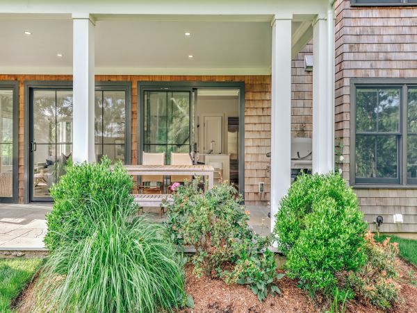 Hamptons Home 999796