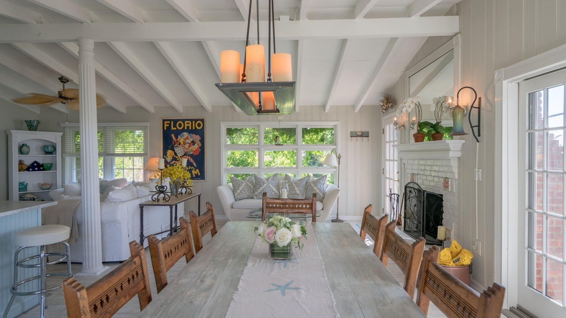 Hamptons Home 999797