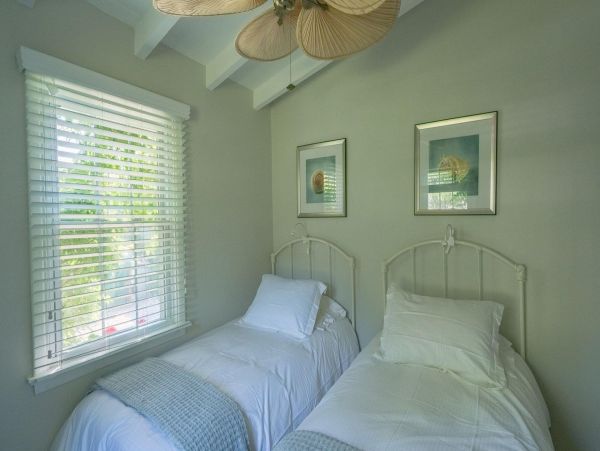 Hamptons Home 999797