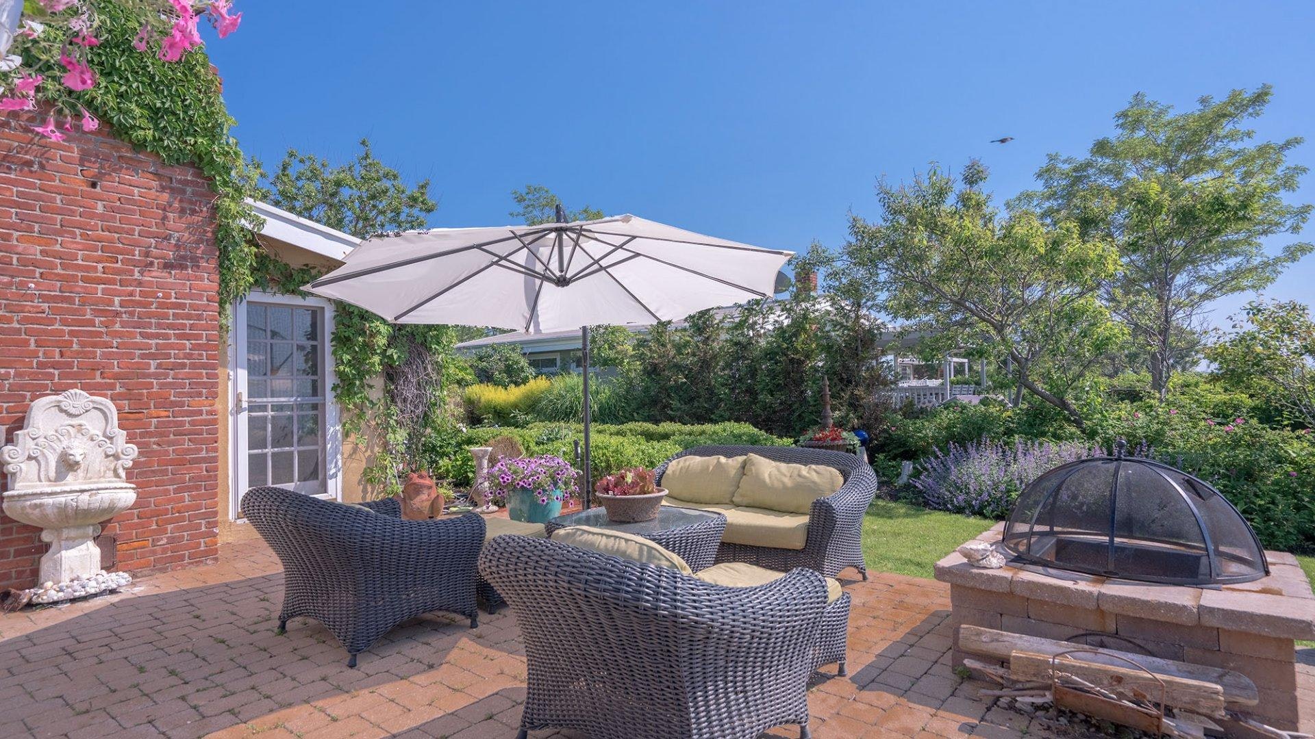 Hamptons Home 999797