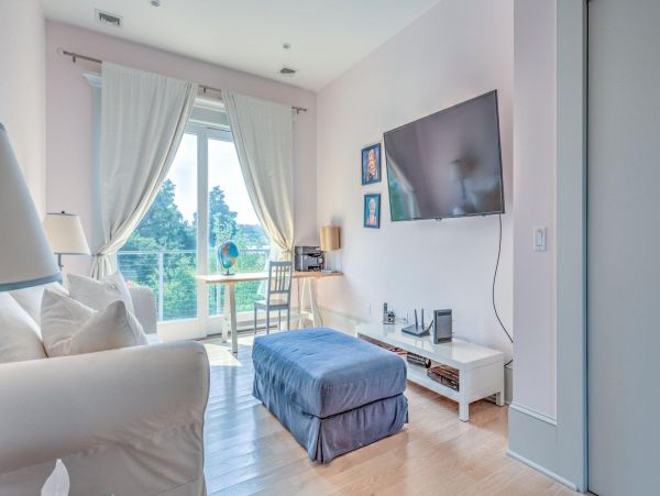Hamptons Home 999798