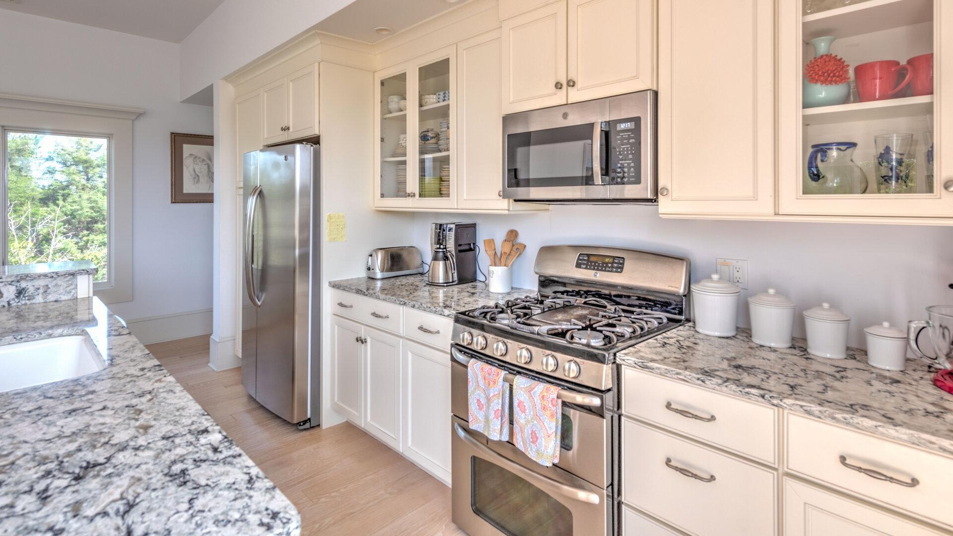 Hamptons Home 999798