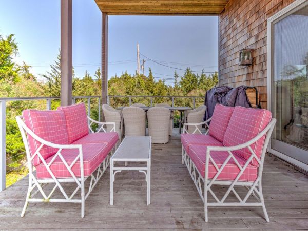 Hamptons Home 999798