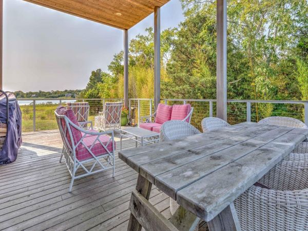 Hamptons Home 999798