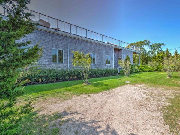Hamptons Home 999798