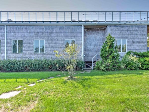 Hamptons Home 999798