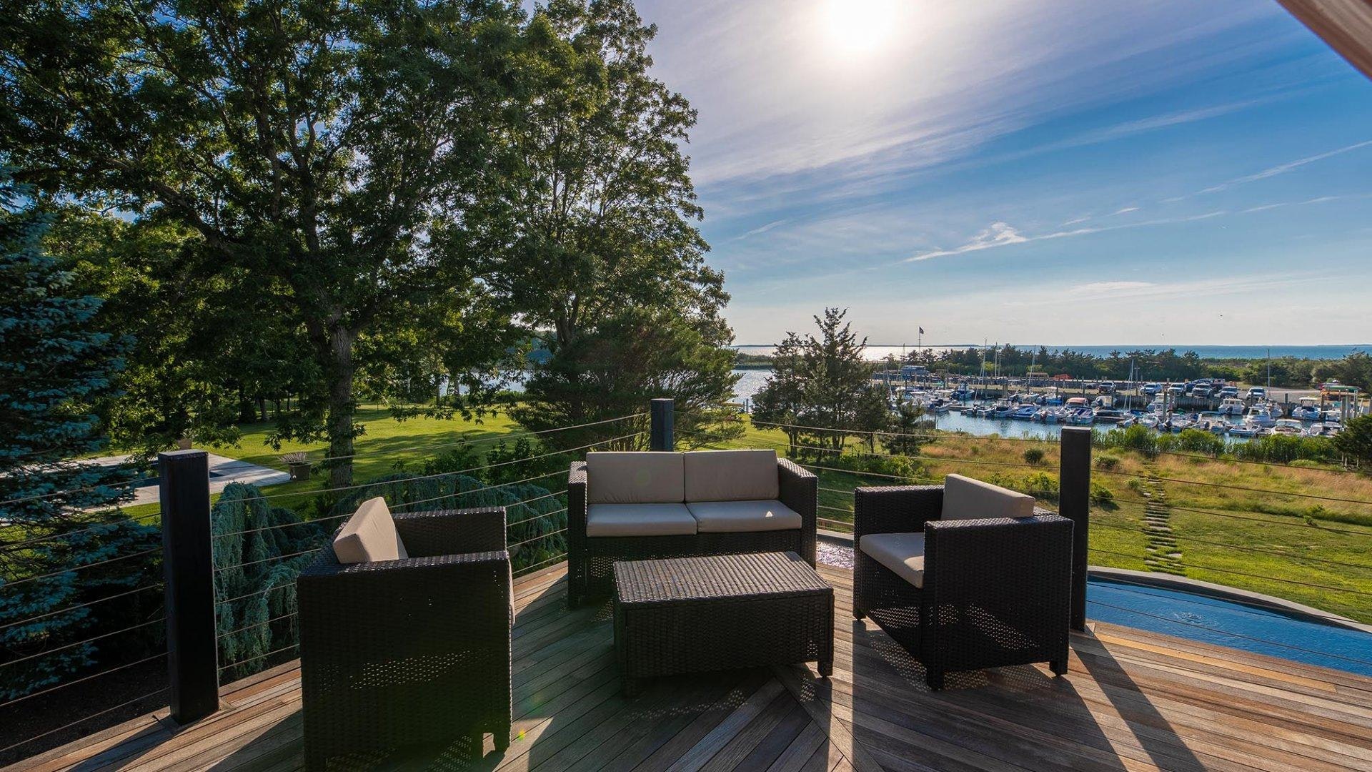 Hamptons Home 999799