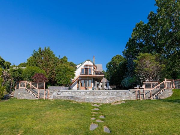 Hamptons Home 999799